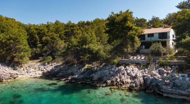 Коттедж с 5 комнатами с балконом Holiday Home Melanie
