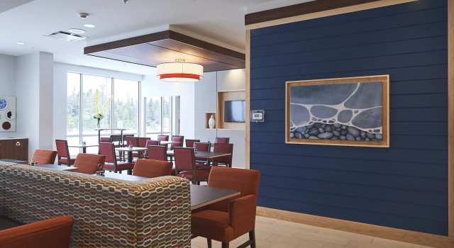 Holiday Inn Express & Suites St John's Airport by IHG, Boek Hotel St. John's Newfoundland en Labrador