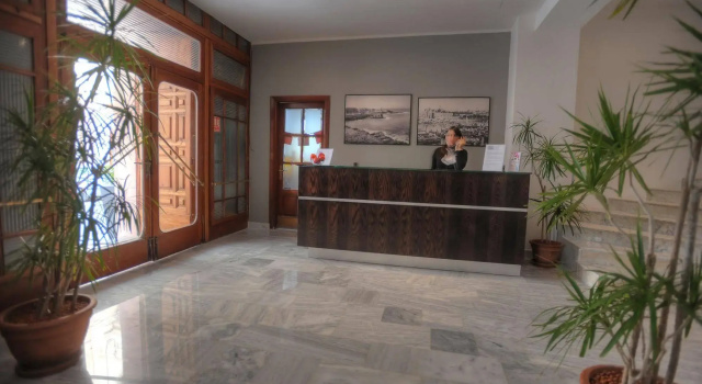 Astra Hotel, Reservar Hotel Sliema Malta