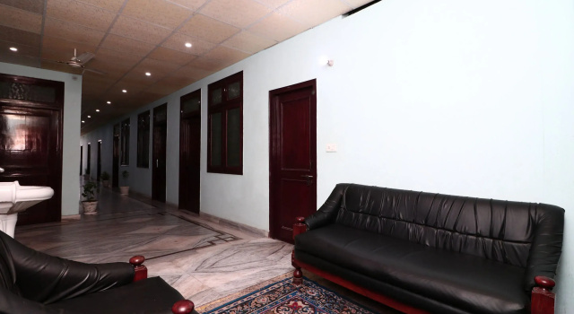 OYO 16109 Hotel Ayaan, Boek Hotel Bareilly Uttar Pradesh