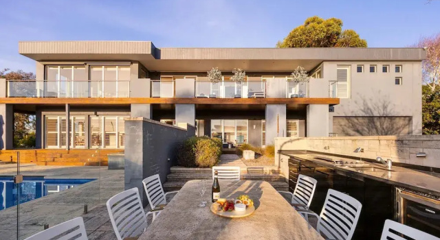 Sunset Haven Views Pool Spa Kids Amenities, Забронировать Курортный отель Мельбурн Melbourne Region