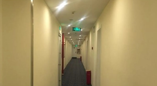 7Days Inn Zhangjiakou Xuanhua Caishenmiao Street, Забронировать Отель Сюаньхуа Хэбэй