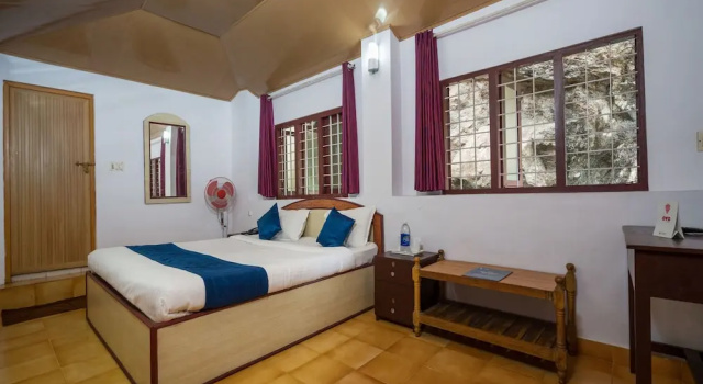 OYO 10262 Hotel Munnar Rock, Забронировать Отель Отели штата Кералы с бассейном, Бассейн
