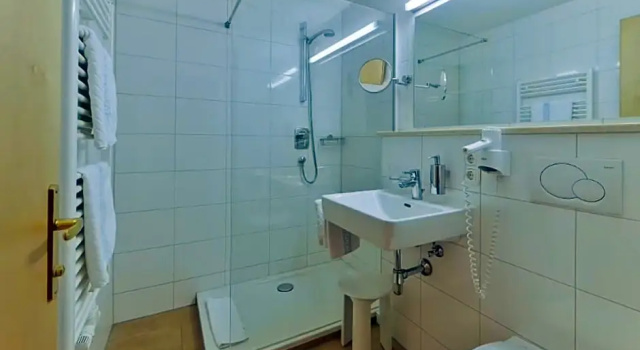 Одноместный номер Standard с балконом Alpine Lifestyle Berghotel Madlener