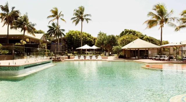 Двухместный номер Standard с видом на залив Novotel Sunshine Coast Resort