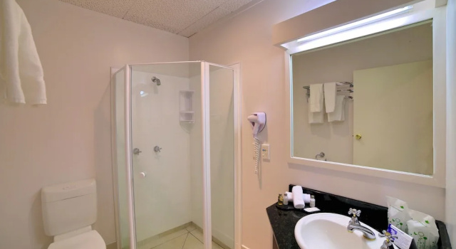 Двухместный номер Superior с балконом Brentwood Hotel