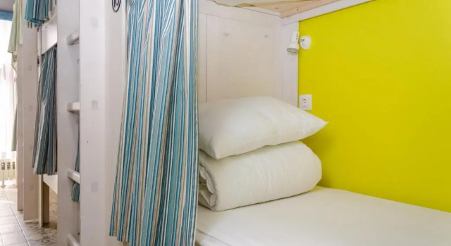 Кровать в общем номере (женский номер) My Hostel Almaty