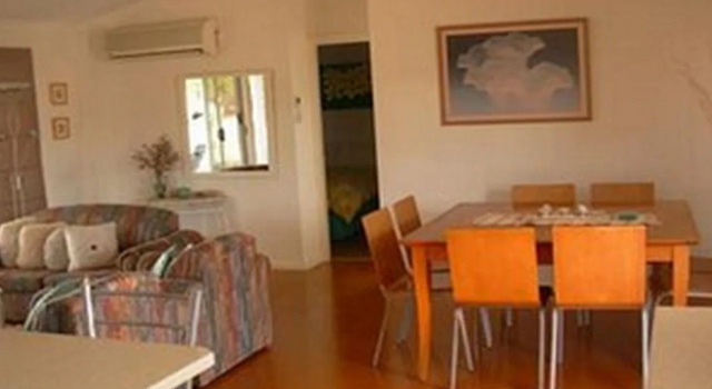 Linger Longer Accommodation SA, Book Hotel Hayborough South Australia