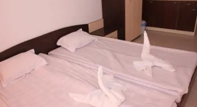 Guest House Kolev 2, Забронировать Гостевой дом Солнечный берег регион Солнечный берег