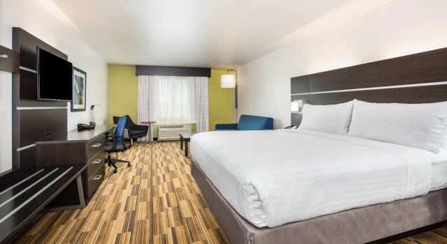 Holiday Inn Express & Suites - Rapid City - Rushmore South by IHG, Забронировать Отель Рапид-Сити Black Hills National Forest