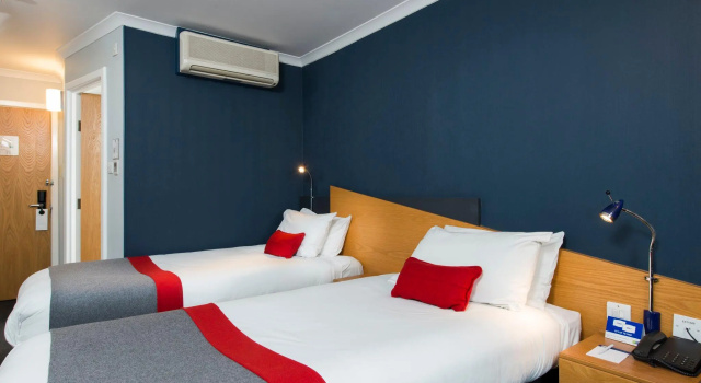 Двухместный номер Standard Holiday Inn Express Derby Pride Park by IHG