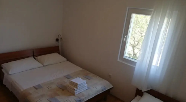 Apartments Marijan, 予約 ホテル Veli Rat 