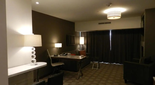Двухместный люкс c 1 комнатой Radisson Hotel & Conference Centre Calgary Airport