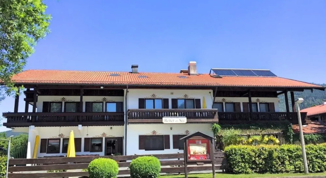 Appartments Reiter am See, Забронировать Апартаменты/квартира Отели Chiemgau с завтраком, Завтраки