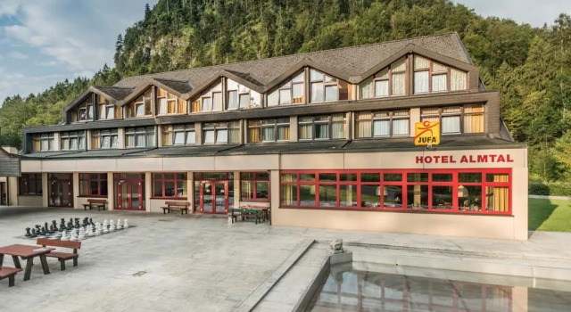 JUFA Hotel Grünau im Almtal, Rezerwuj Hotel Gruenau im Almtal Gmunden