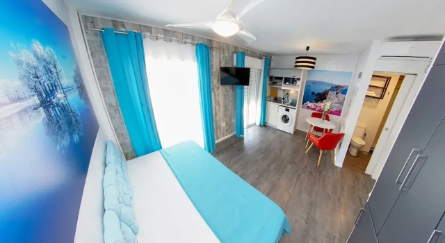 Семейная студия с балконом Apartamentos Playa 76