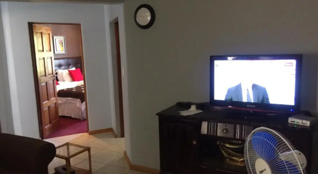 Апартаменты Luxury Houghton Guest House