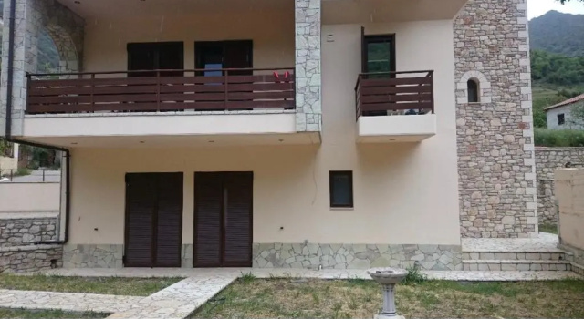 VILLA RIA