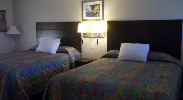 Четырёхместный номер Standard Scottish Inns Galveston