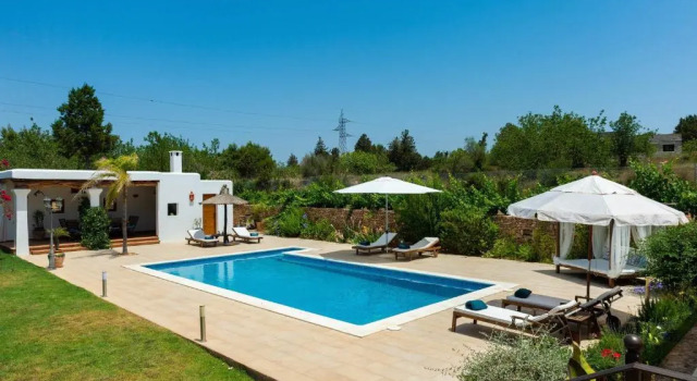 Вилла Curreu III