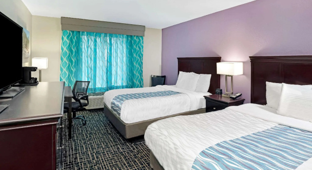Четырёхместный номер Standard La Quinta by Wyndham Cookeville