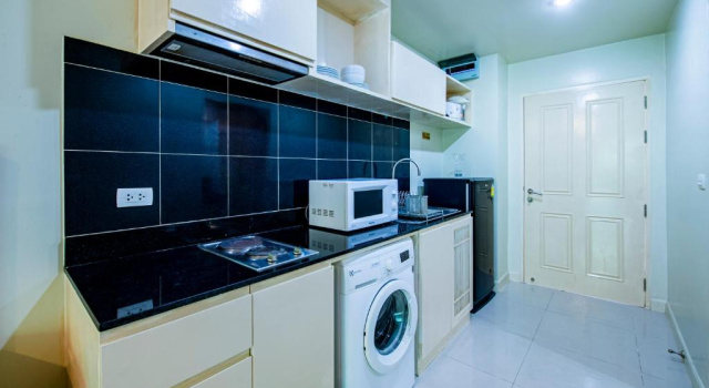 Апартаменты c 1 комнатой с балконом и с красивым видом из окна The Unity and The Bliss Patong Residence