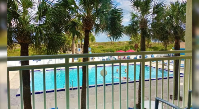 Номер Standard с видом на бассейн Guy Harvey Resort on Saint Augustine Beach