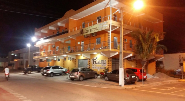 Raludi Hotel, Забронировать Отель Баркарена Пара