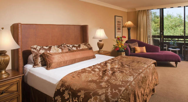 Loews Ventana Canyon Resort, Забронировать Курортный отель Тусон штат Аризона
