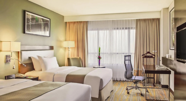 Двухместный номер Standard Holiday Inn & Suites Makati by IHG