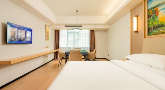 Люкс Superior Vienna International Hotel (Zhanjiang Poly Yudian Plaza Fisherman's Wharf Branch)