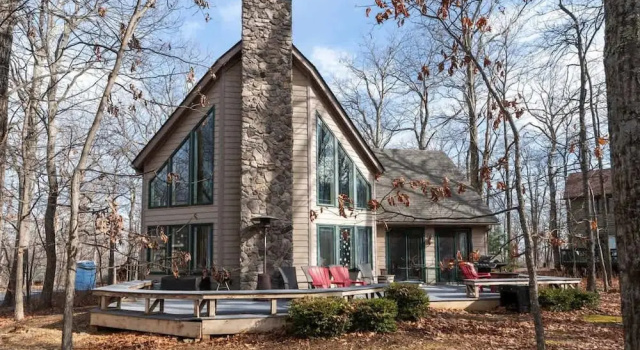 Wintergreen Ridge Retreat - Family Home, Забронировать Дом для отпуска Винтергрин Неллисфорд