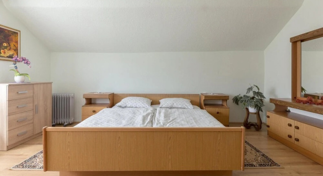 Pool House Mr ek Family Friendly, Забронировать Дом для отпуска Пивка 