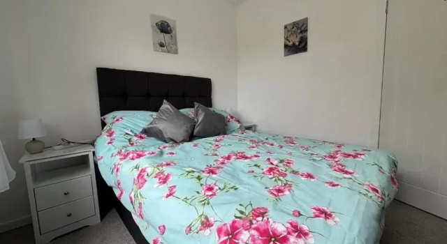 Christinas Cottage - Family- Garden-wifi-sleeps 6, Book Feriehus Downpatrick Down County
