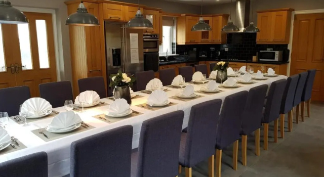 Коттедж Four Winds,Kinsale Town,Exquisite holiday homes,sleeps 26