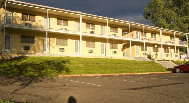 Janey Lynn Motel, Забронировать Мотель Бризвуд Пенсильвания