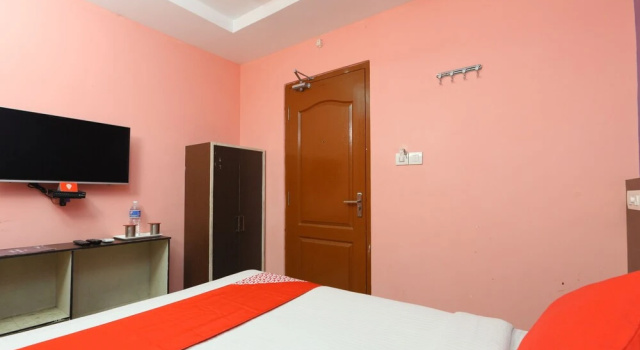 Oyo 6637 Hotel Bvn Grand, Забронировать Отель Отели Тирупати 3 звезды, 3*
