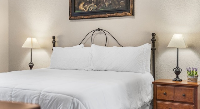 Cozy Family Resort Getaway, Book Ferieresort Missouri hoteller med parkering, Parkering