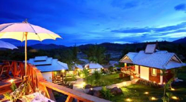 Номер Standard с балконом и с видом на реку Pai Love & Baan Chon Phao Resort