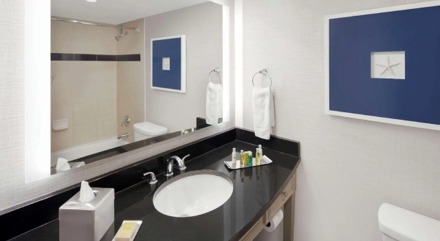 Standard- firedobbelt værelse DoubleTree by Hilton Hotel Deerfield Beach - Boca Raton