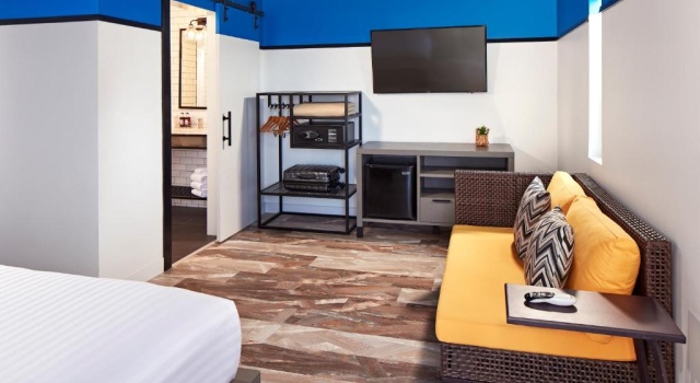 Четырёхместный номер Standard с частичным видом на океан Pacific View Inn