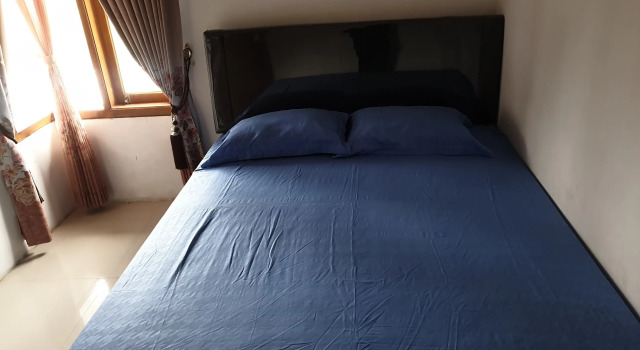 Nabilla Homestay, Rezervovat Apartmán Tlekung East Java