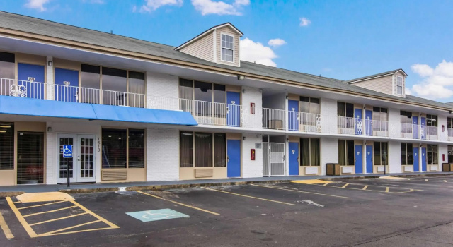 Motel 6 Lagrange, GA, Buchen Sie Motel LaGrange Georgia