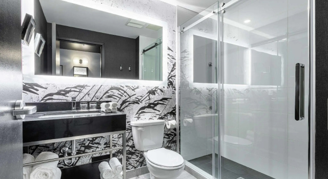 Четырёхместный номер Standard DoubleTree by Hilton Quebec Resort