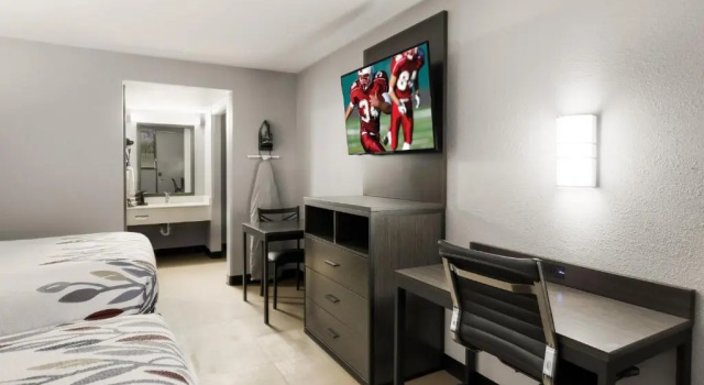 Четырёхместный номер Superior Red Roof Inn Alexandria, LA
