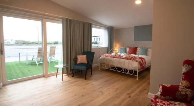 Вилла Luxury Villa Six Suites Private Path to Sea