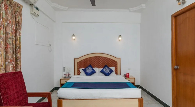 OYO Flagship 16134 Hotel Mount Heera