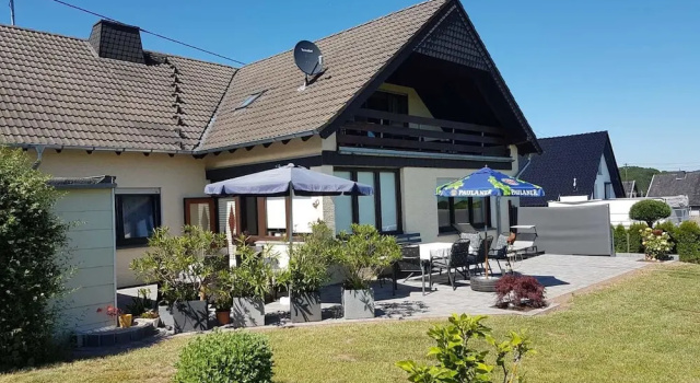 Zur schönen Aussicht, Забронировать Дом для отпуска Хелленталь 