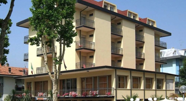 Hotel Devon Rooms & Breakfast, Забронировать Отель Недорогие отели Чезенатико, недорогие