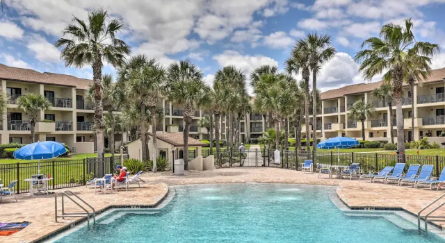 Beachside St Augustine Resort Condo, 6 Mi to Dtwn!, Забронировать Курортный отель Курортные отели Saint Augustine Area, Курортный отель